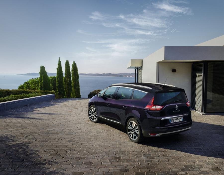  Renault Grand Scenic Initiale Paris 2017 года  (WW) (фото 3 из 12)